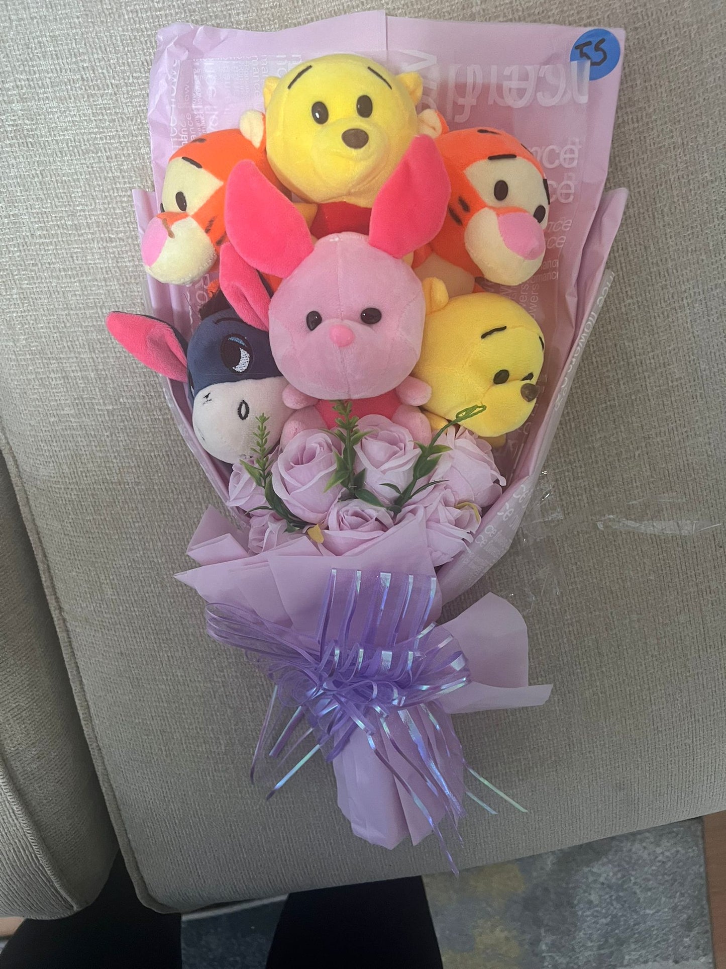 Anime Tigger Piglet Winnie the Pooh Eeyore Plush Bouquet Girl Birthday Gifts